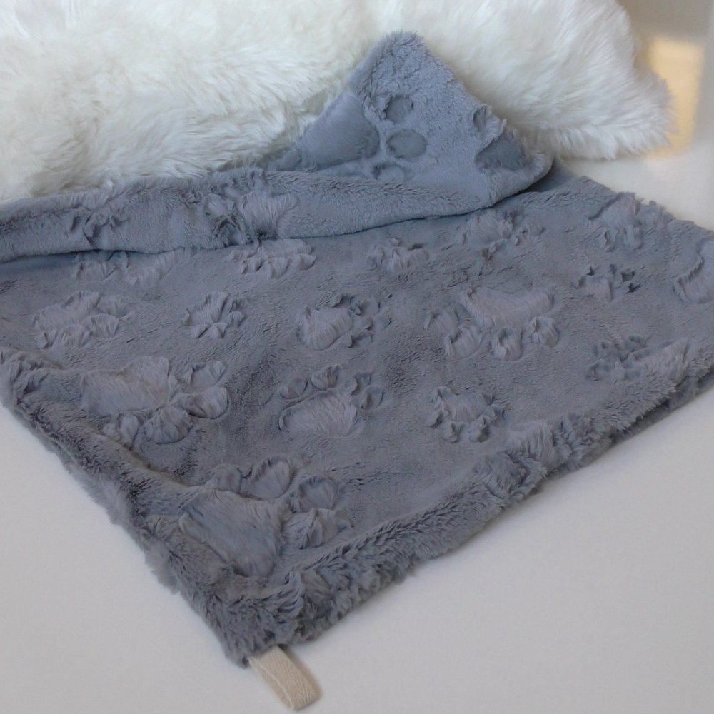 Pet Comforting Calming Blanket